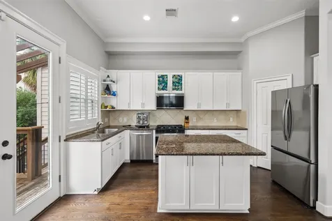 1317 Bomar Street Houston TX 77006
