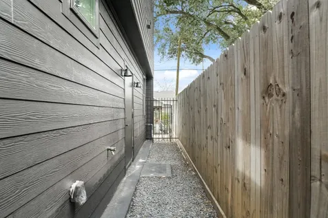 313 N Nagle Street Houston TX 77003
