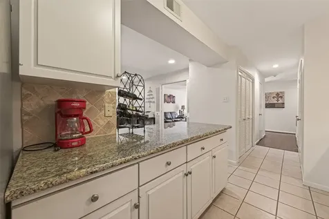 5826 Doliver Drive 55 Houston TX 77057