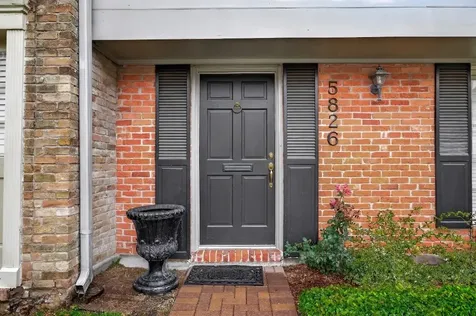 5826 Doliver Drive 55 Houston TX 77057