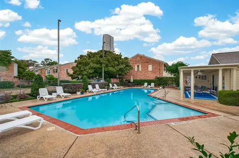 5826 Doliver Drive 55 Houston TX 77057