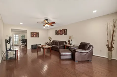 5826 Doliver Drive 55 Houston TX 77057