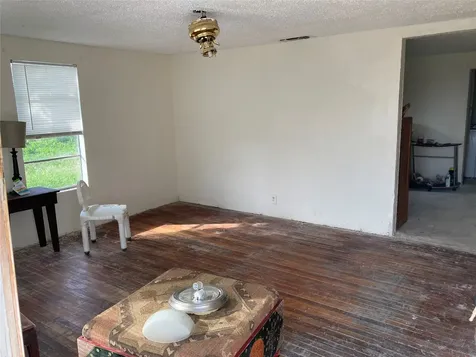221 S Central Avenue Petrolia TX 76377
