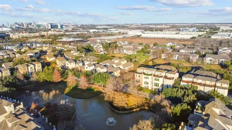 9133 Creekstone Lake Drive Houston TX 77054