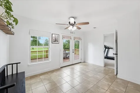 330 W Pineshadows Drive Sour Lake TX 77659