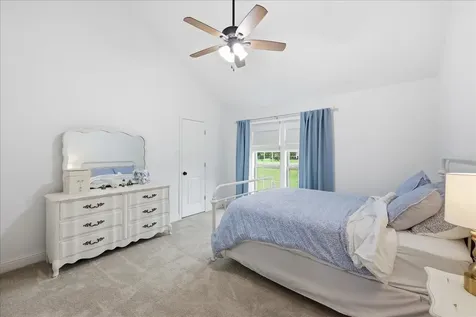 330 W Pineshadows Drive Sour Lake TX 77659