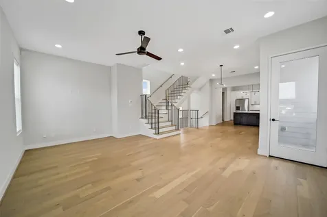 2206 Lou Ellen Lane C Houston TX 77018