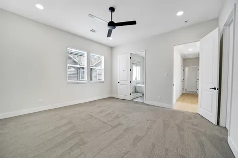 2206 Lou Ellen Lane C Houston TX 77018