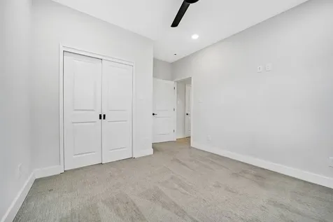 2206 Lou Ellen Lane C Houston TX 77018