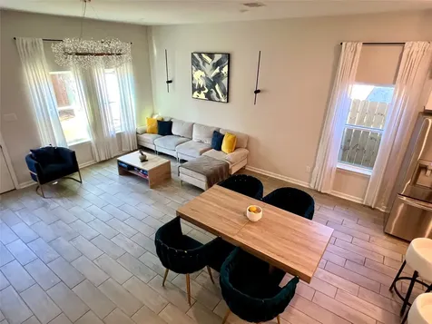 6211 Fairchild Street Houston TX 77028