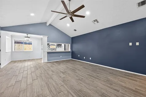 1114 Cable Way Crosby TX 77532