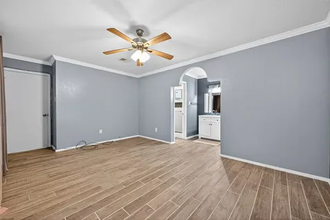 1114 Cable Way Crosby TX 77532