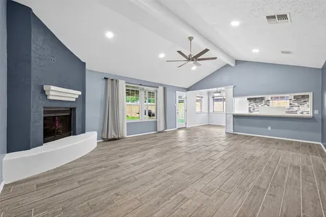 1114 Cable Way Crosby TX 77532