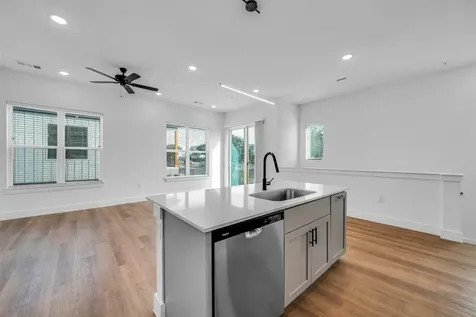 1601-406 Mustang Drive Marble Falls TX 78654