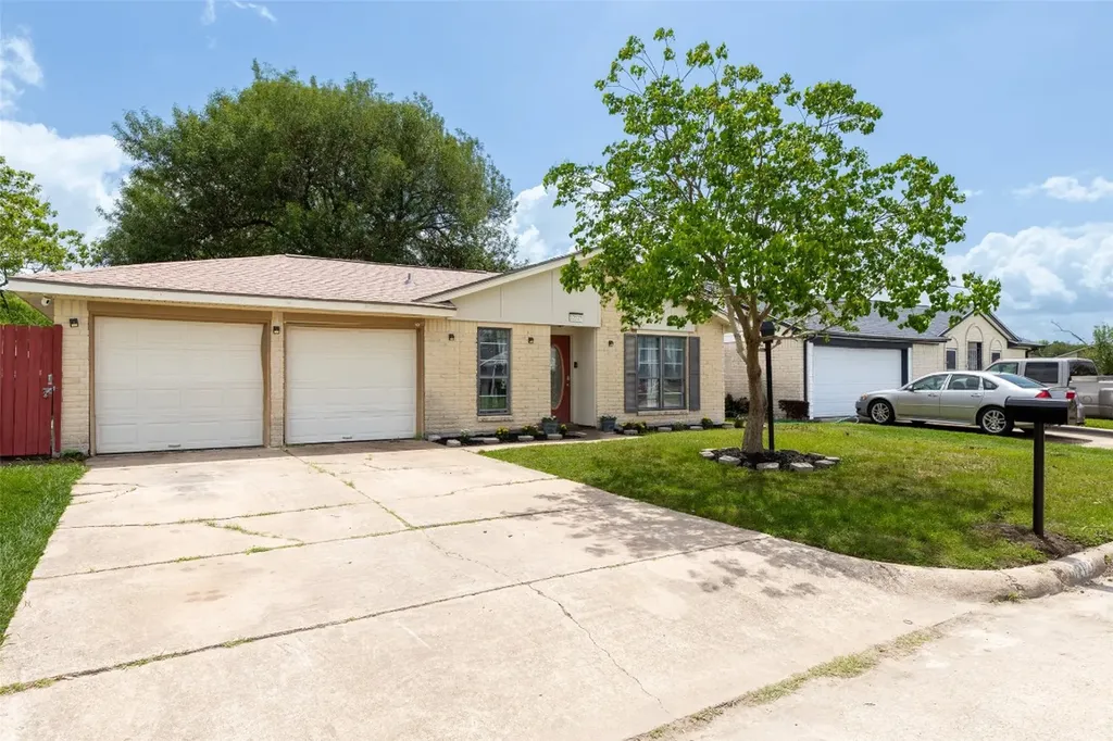 12127 Glenhollow Drive Houston TX 77048