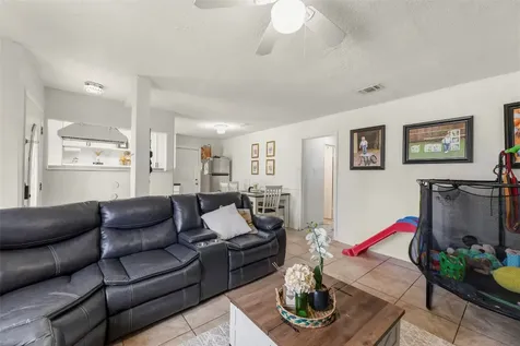 12127 Glenhollow Drive Houston TX 77048