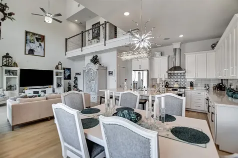 25 Cmdr Runco Lane Taylor Lake Village TX 77586