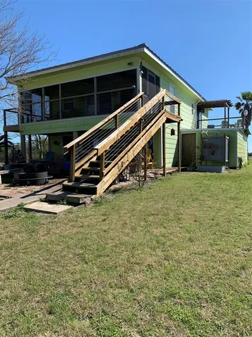 228 Speckled Trout Loop Palacios TX 77465