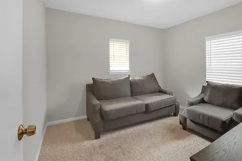 110 S 9th Street Highlands TX 77562