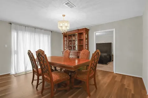 110 S 9th Street Highlands TX 77562