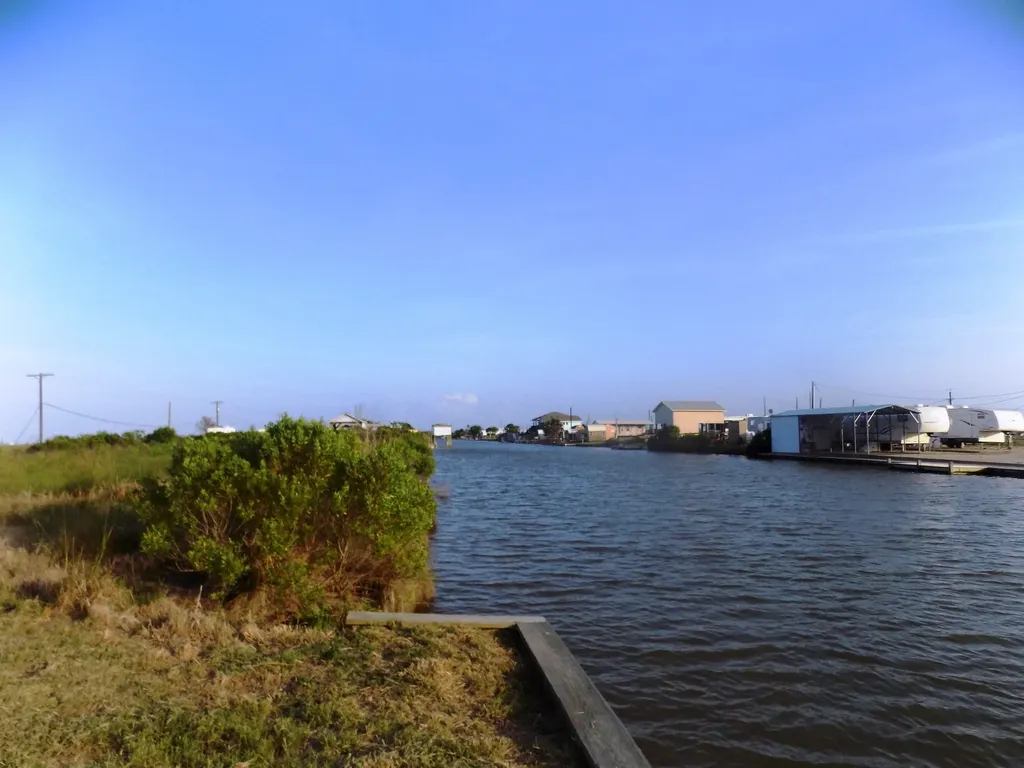 843-846 Fm 457 Drive Sargent TX 77414