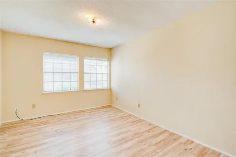 6103 Ludington Drive 4-941 Houston TX 77035