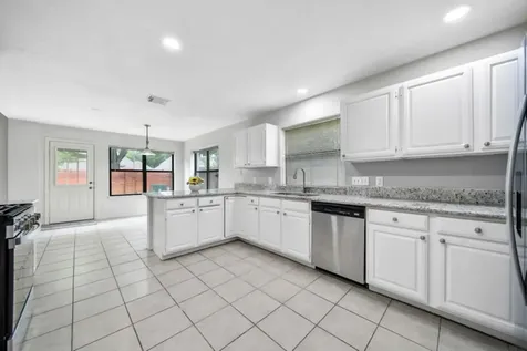 6414 Oakburl Court Sugar Land TX 77479