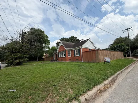 500 Fairbanks Street Houston TX 77009