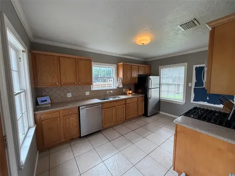 500 Fairbanks Street Houston TX 77009