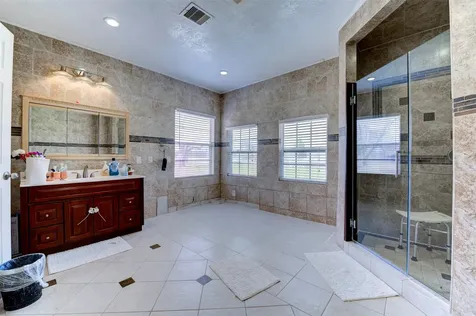834 County Road 408 El Campo TX 77437