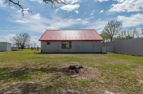 834 County Road 408 El Campo TX 77437