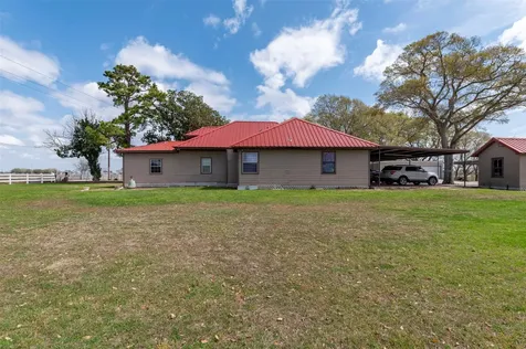 834 County Road 408 El Campo TX 77437