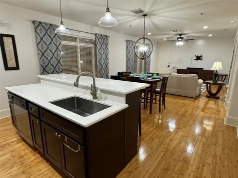 2208 Post Office Street 105 Galveston TX 77550