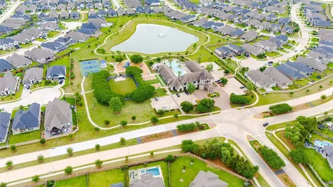 20430 Avelignese Way Tomball TX 77377