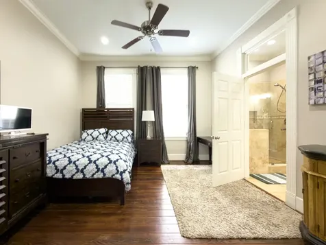 1613 Summer Street Houston TX 77007