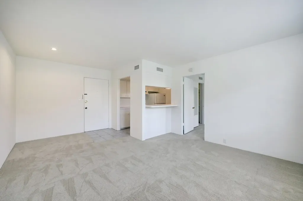 5353 Institute Lane 29 Houston TX 77005