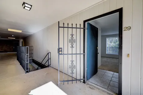 5353 Institute Lane 29 Houston TX 77005