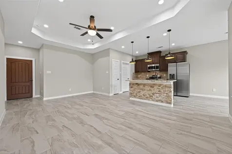 1107 Lyle W Avenue Cleveland TX 77327