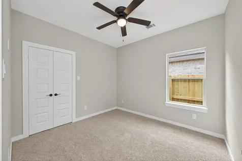 1107 Lyle W Avenue Cleveland TX 77327
