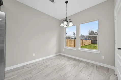 1107 Lyle W Avenue Cleveland TX 77327