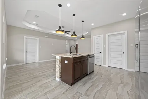 1107 Lyle W Avenue Cleveland TX 77327