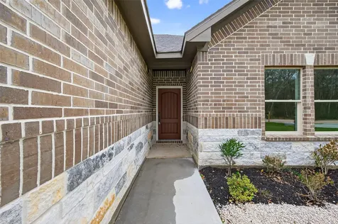 1107 Lyle W Avenue Cleveland TX 77327