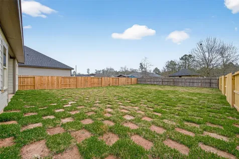 1107 Lyle W Avenue Cleveland TX 77327