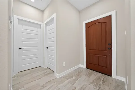 1107 Lyle W Avenue Cleveland TX 77327