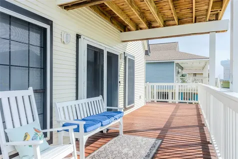 22901 Miramar Street Galveston TX 77554