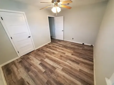 4511 Avenue R 1/2 Galveston TX 77551