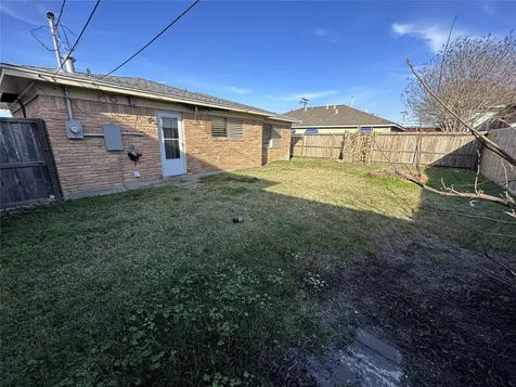 4511 Avenue R 1/2 Galveston TX 77551