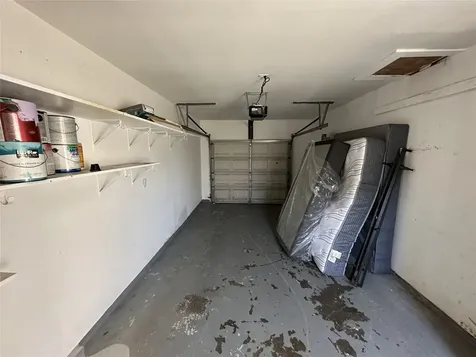 4511 Avenue R 1/2 Galveston TX 77551