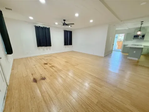 1213 32nd Street Galveston TX 77550