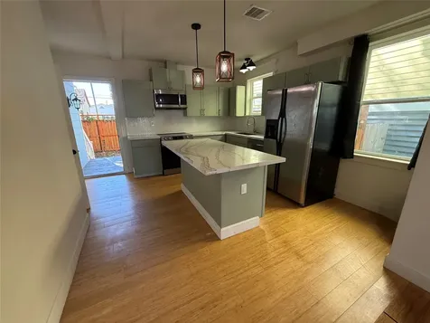 1213 32nd Street Galveston TX 77550